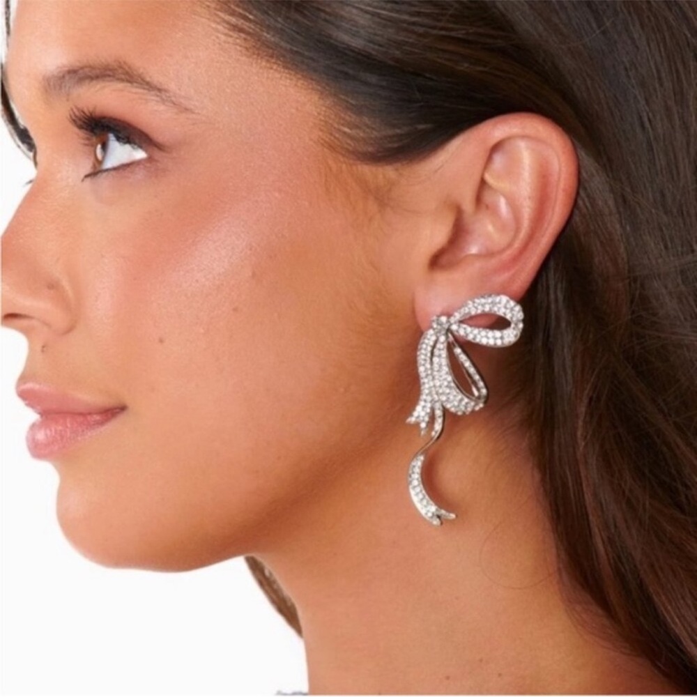 New! Show Me Your Mumu Silver Bow Rhinestone Earrings NWOT